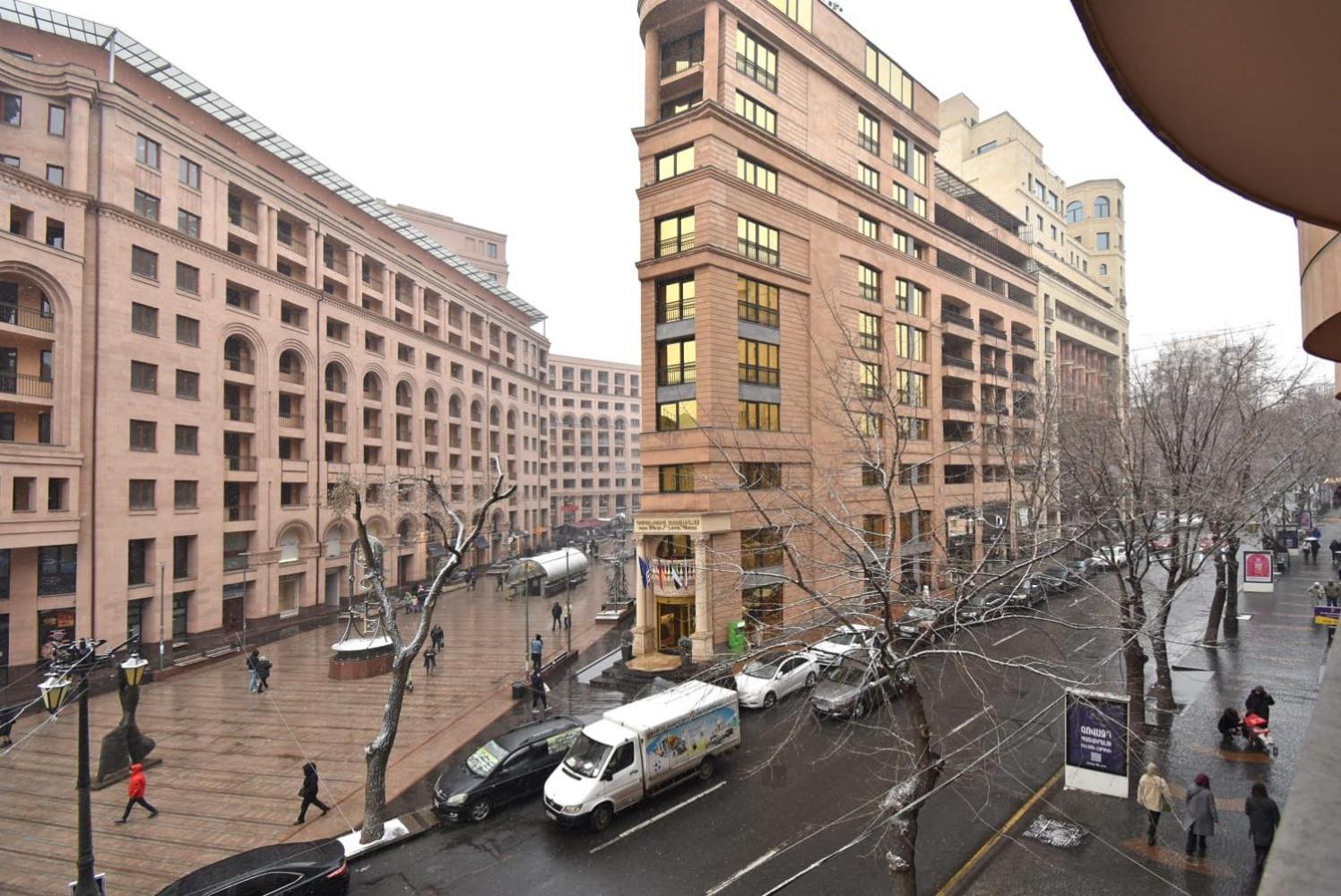 Armenak Apartment In Aram Str يريفان المظهر الخارجي الصورة